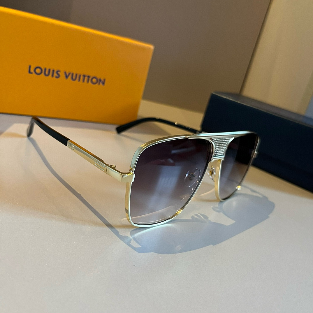 NO:249859,LV Louis Vuitton New first-time sunglasses, men and women's same style, invincible and comfortable to wear, fashion trendy style, classic metal single beam pilot toad-shaped fashionable sunglasses, glasses, louis vuitton, louis vuitton19860909LV路易威登 新款首发太阳镜 男女同款佩戴无敌舒适 时尚潮流款 经典款金属单梁飞行员蛤蟆形时尚太阳镜眼镜墨镜太阳镜,眼镜,louis vuitton,louis vuitton,glasses