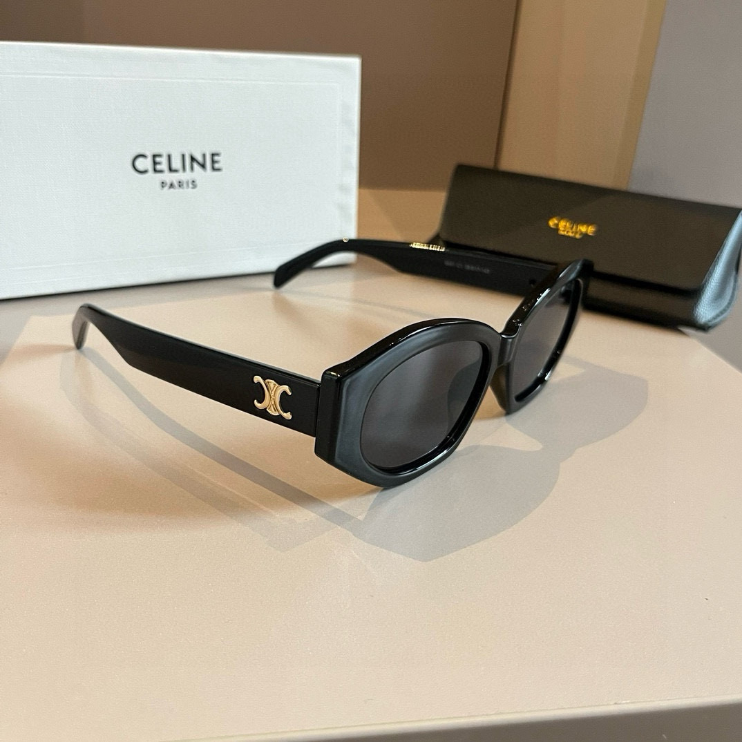 NO:250491,Category Celine's new sunglasses Every summer, sunglasses will become a must-have jewelry. In addition to causing damage to our ultraviolet rays, they play a role in 