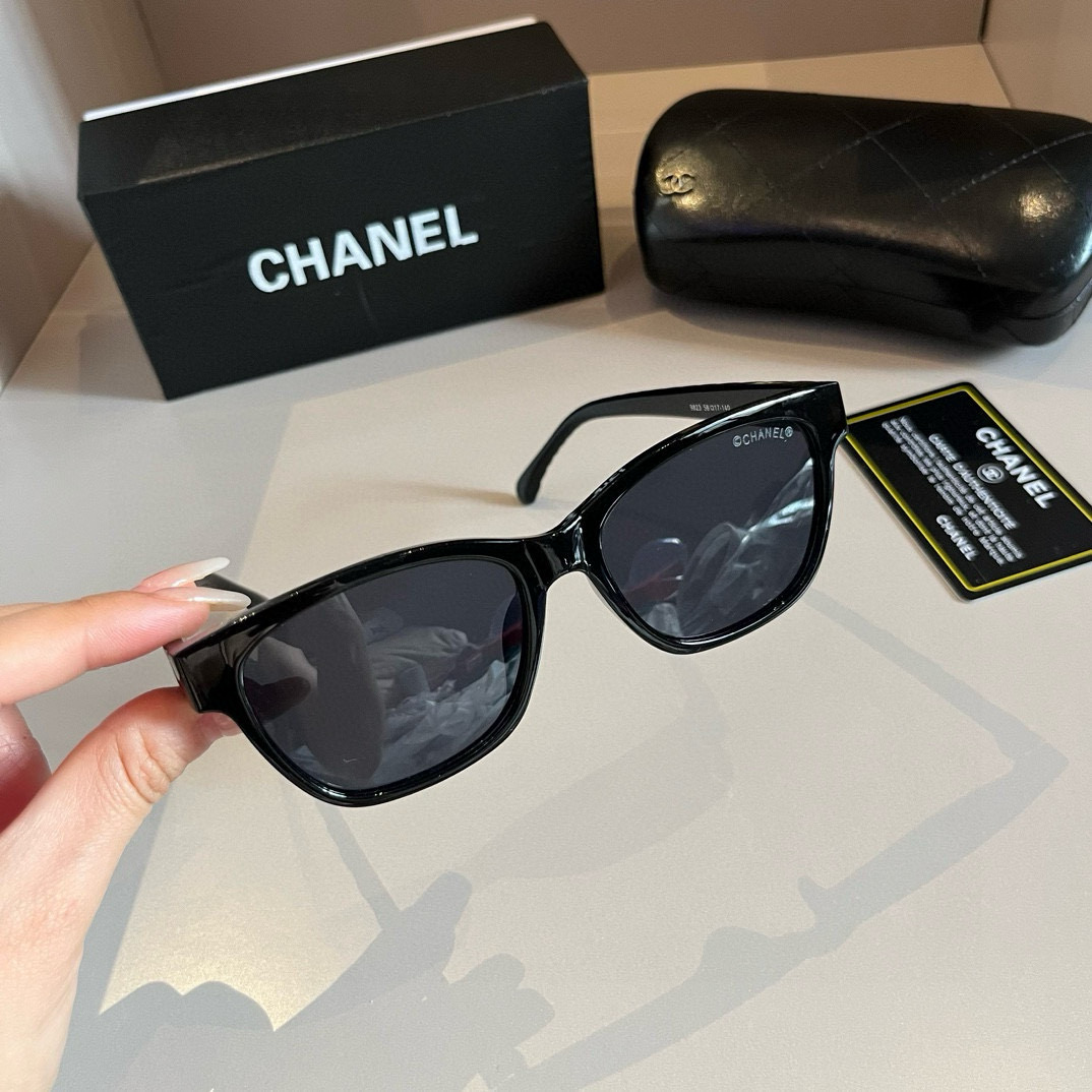 chanel glasses ¥ — photo 2