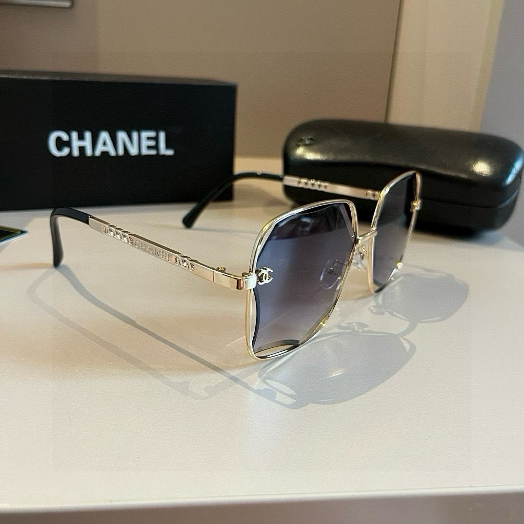 NO:252569,Glasses, sunglasses, Chanel sunglasses, round face treasure, look over, super covers the fleshy face, showing the face, Xiaochuan Xiaoxiangfeng 24 new large square frame sunglasses are versatile and slim, huge and small face, big face, round face, slim face, one-small glasses, chanel19860909眼镜墨镜太阳镜  Chanel太阳镜圆脸宝看过来,超遮肉肉脸,显脸小川小香风24新款大方框墨镜百搭显瘦,巨显脸小 大脸,圆脸,肉肉脸一镜搞定,眼镜,chanel,glasses