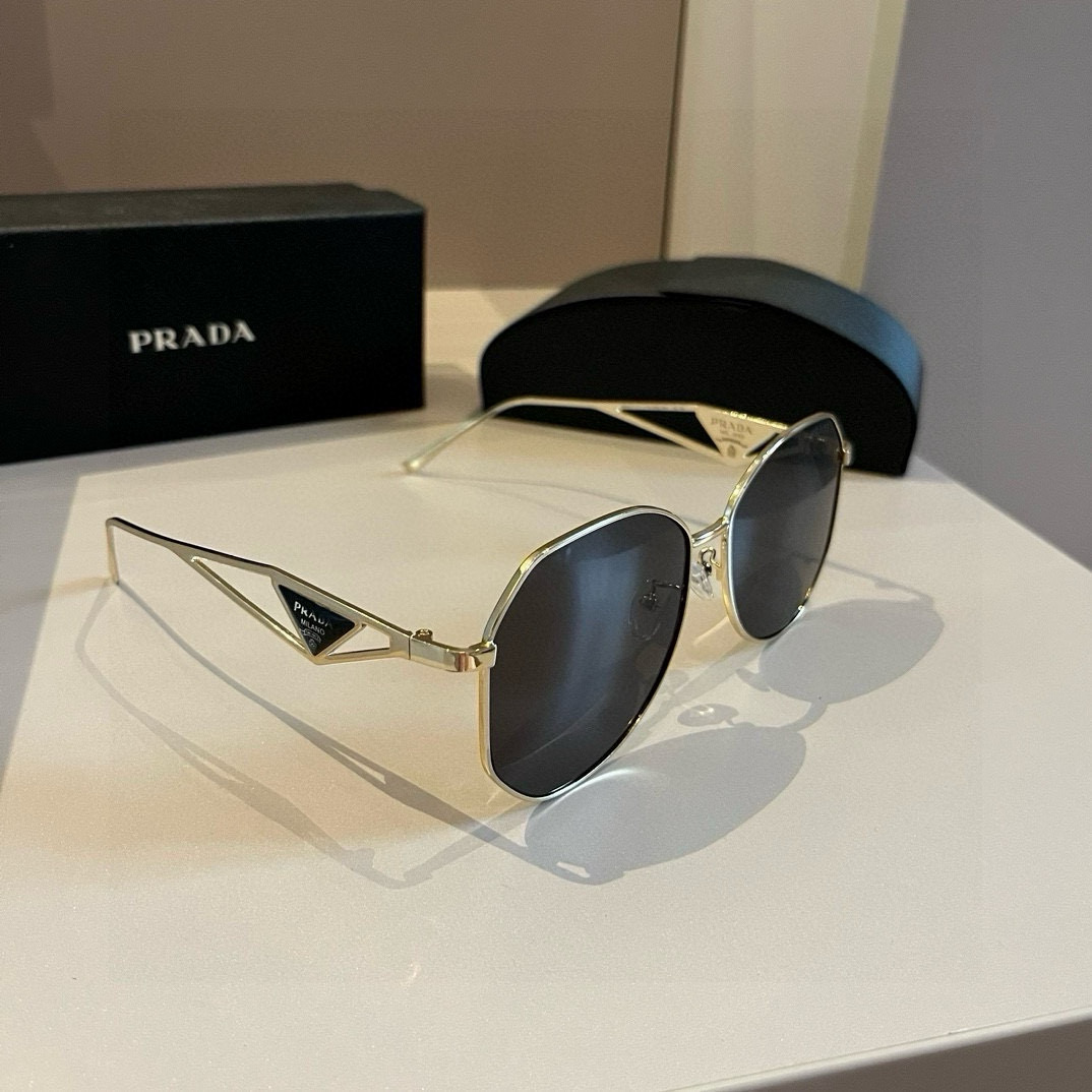 NO:252586,Glasses, sunglasses, sunglasses, PRADA high-end women's sunglasses, sun shading face glasses, glasses, prada, prada19860909眼镜墨镜太阳镜 PRADA普拉达高端女太阳镜,遮阳修饰脸型眼镜,眼镜,prada,prada,glasses