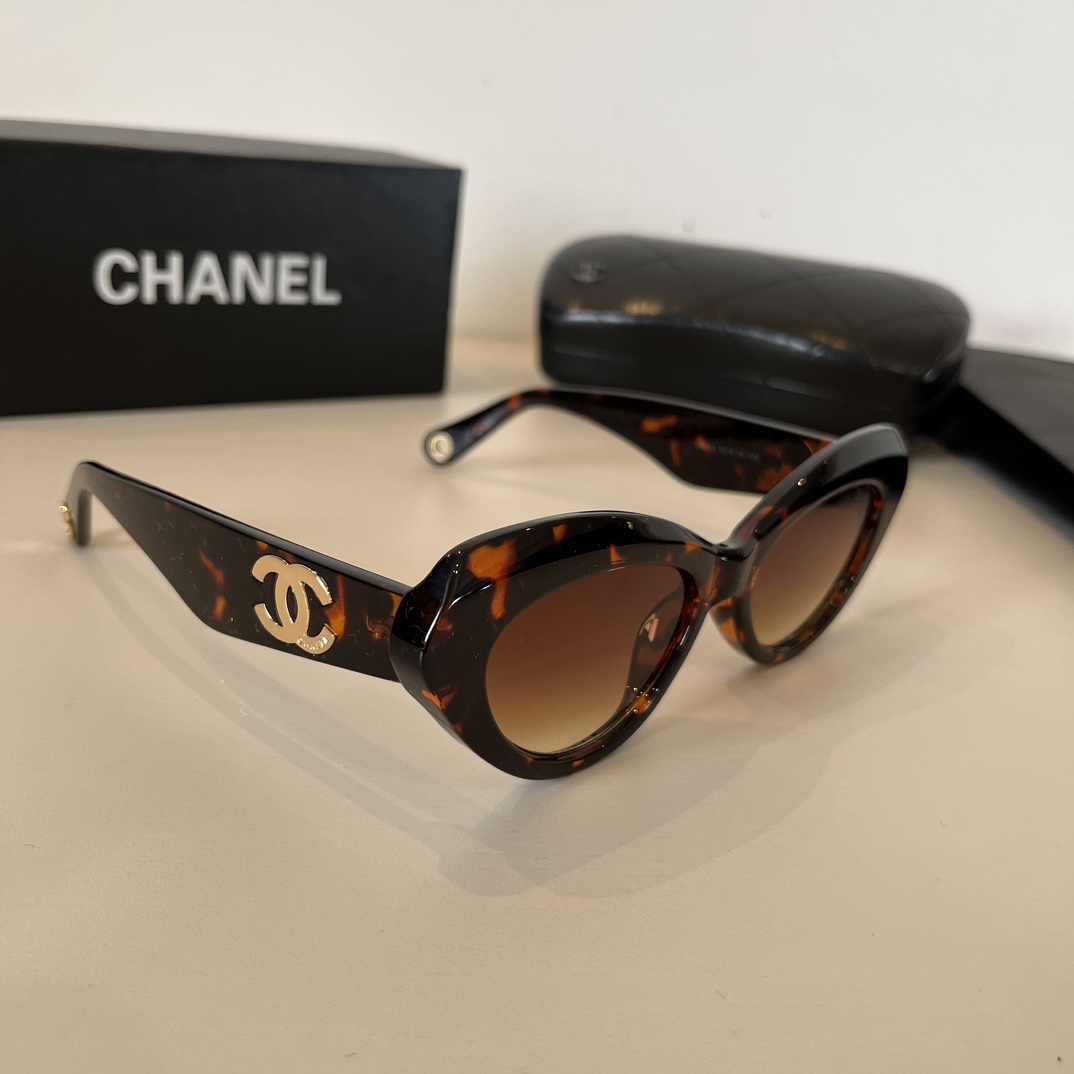 NO:253416,Chanel Chanel sunglasses, sun visor polarizers, high-end European and American style mirrors, super face-modifying glasses, sunglasses, sunglasses, chanel, chanel19860909批 Chanel香奈儿 太阳镜,遮阳偏光镜,高端欧美风这样镜,超级修饰脸型眼镜墨镜太阳镜,眼镜,chanel,chanel,glasses