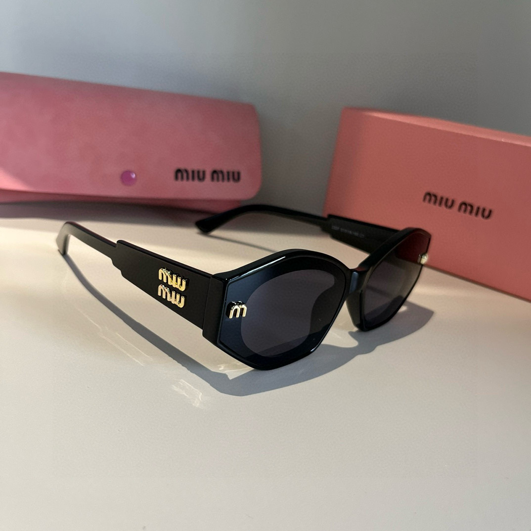 NO:254368,Miumiu Miu new sunglasses, high-end goddess essential glasses, sunglasses, glasses, miumiu19860909miumiu缪缪新款遮阳镜,高端女神必备眼镜墨镜太阳镜,眼镜,miumiu,glasses