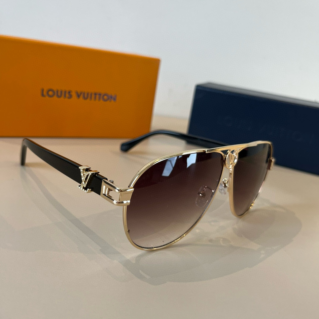 NO:344569,LV Louis Vuitton New first-time sunglasses, men and women's same style, invincible and comfortable to wear, fashion trendy style, classic metal single beam pilot toad-shaped fashionable sunglasses, glasses, louis vuitton, louis vuitton19860909LV路易威登 新款首发太阳镜 男女同款佩戴无敌舒适 时尚潮流款 经典款金属单梁飞行员蛤蟆形时尚太阳镜眼镜墨镜太阳镜,眼镜,louis vuitton,louis vuitton,glasses
