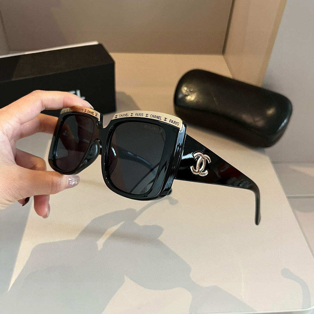💰138&yen;

Chanel香奈儿名媛风太阳墨镜，遮阳开车必备