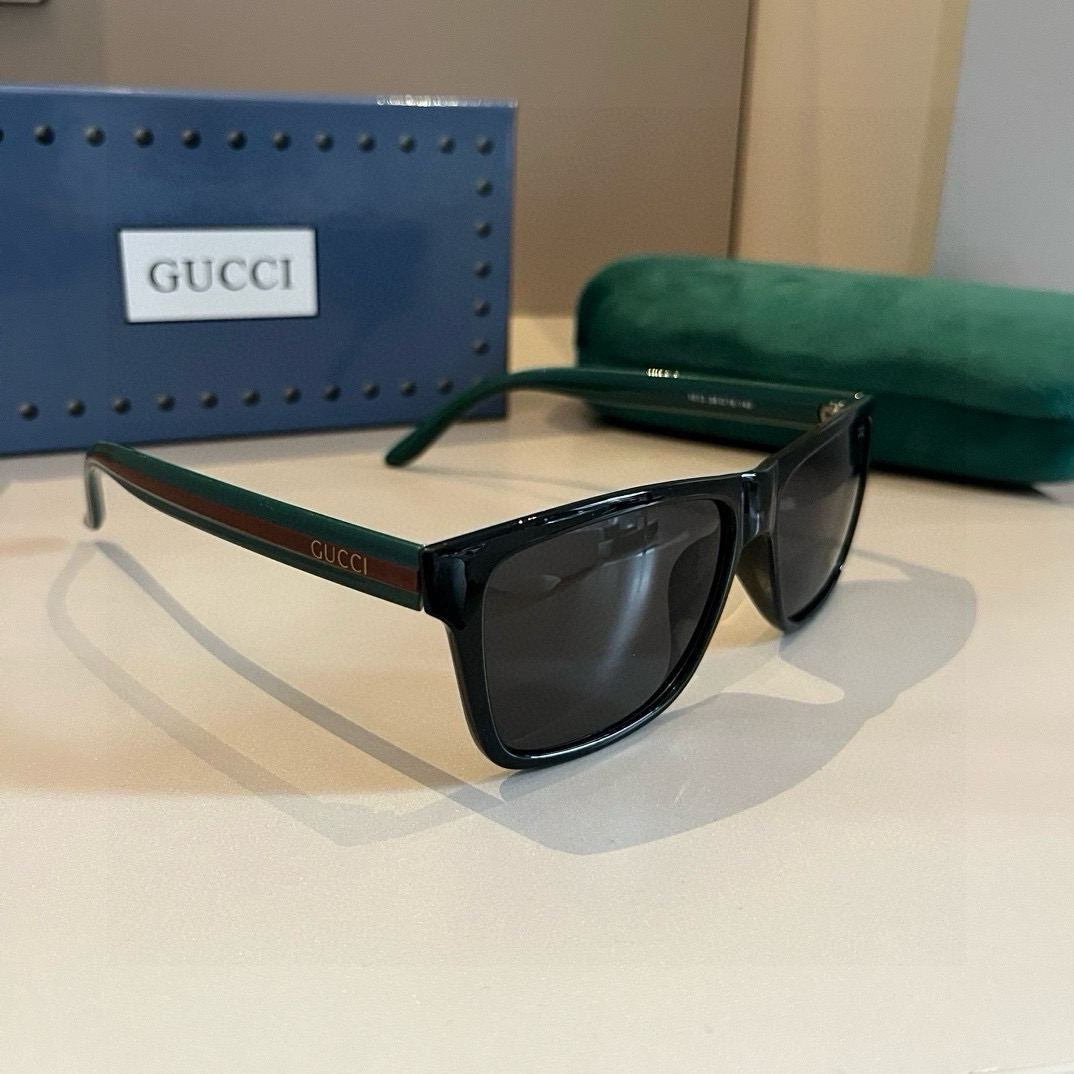 NO:351176,Gucci Gucci new sunglasses, salty or sweet, beautiful, no difference between men and women, sunglasses, sunglasses, glasses, gucci19860909Gucci古琦新款太阳墨镜,可盐可甜,美爆了,无男女区分眼镜墨镜太阳镜,眼镜,gucci,glasses