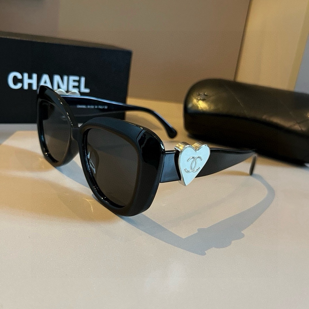 chanel glasses ¥ — photo 2