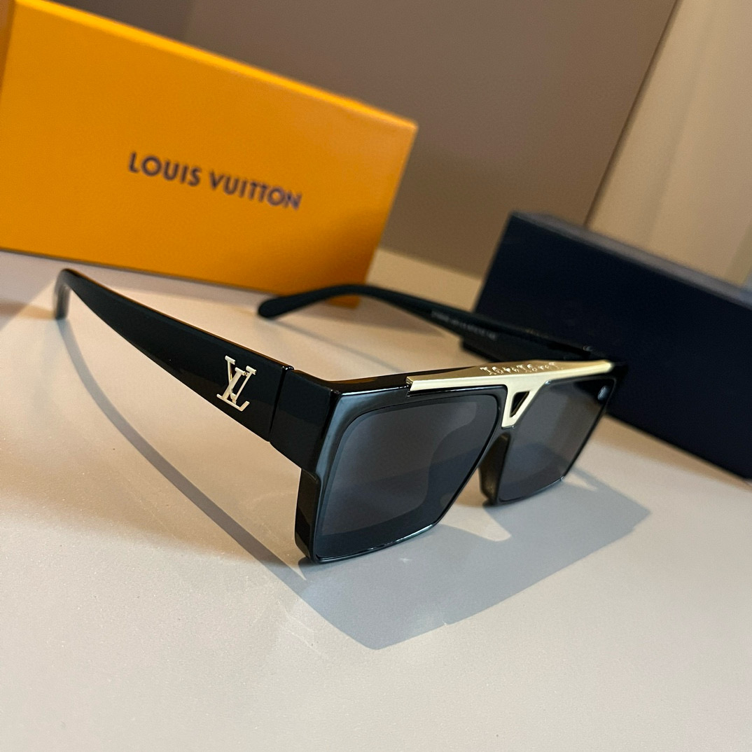 NO:350906,LV Louis Vuitton sunglasses LOUIS VUITTON MODEL: Z1502W SIZE: 61013-140 So beautiful! The face looks very small. Sisters, let’s experience it yourself. The words have been all done. Sunglasses, sunglasses, glasses, louis vuitton, louis vuitton, louis vuitton, louis vuitton19860909LV 路易威登太阳镜LOUIS VUITTON MODEL: Z1502W SIZE: 61013-140 太好看了吧！上脸超显脸小 姐妹们自己体会吧,已经词尽了靈眼镜墨镜太阳镜,眼镜,louis vuitton,louis vuitton,louis vuitton,glasses