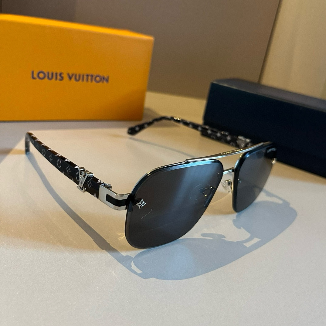 NO:350997,LV Louis Vuitton New first-time sunglasses, men and women's same style, invincible and comfortable to wear, fashion trendy style, classic metal single beam pilot toad-shaped fashionable sunglasses, glasses, louis vuitton, louis vuitton19860909LV路易威登 新款首发太阳镜 男女同款佩戴无敌舒适 时尚潮流款 经典款金属单梁飞行员蛤蟆形时尚太阳镜眼镜墨镜太阳镜,眼镜,louis vuitton,louis vuitton,glasses