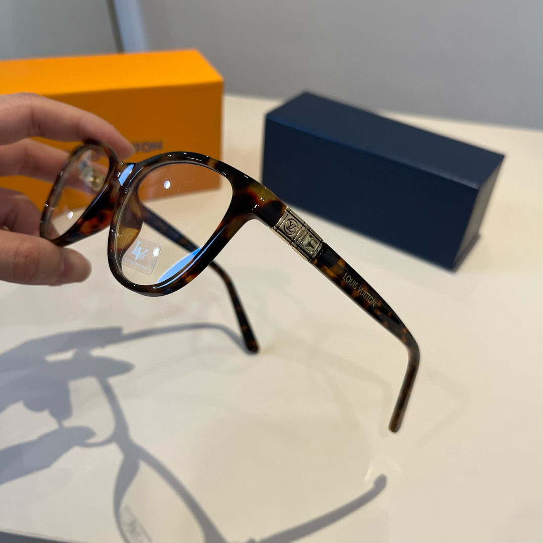 LV glasses ¥ — photo 4