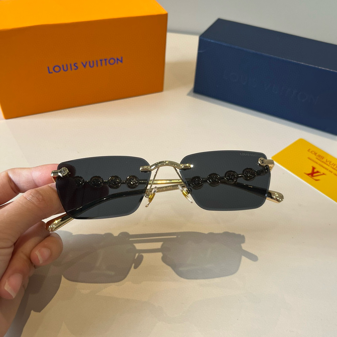 LV glasses ¥ — photo 4