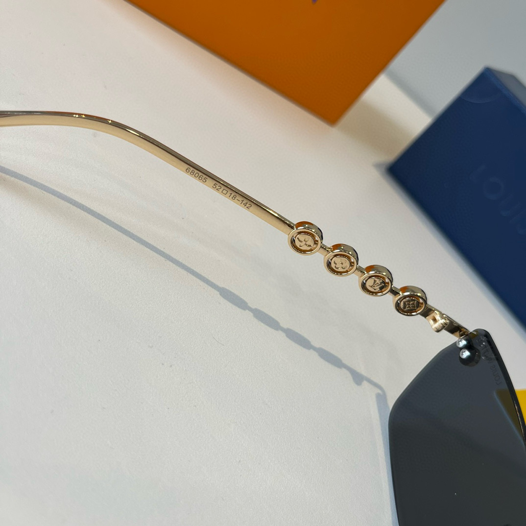 LV glasses ¥ — photo 8