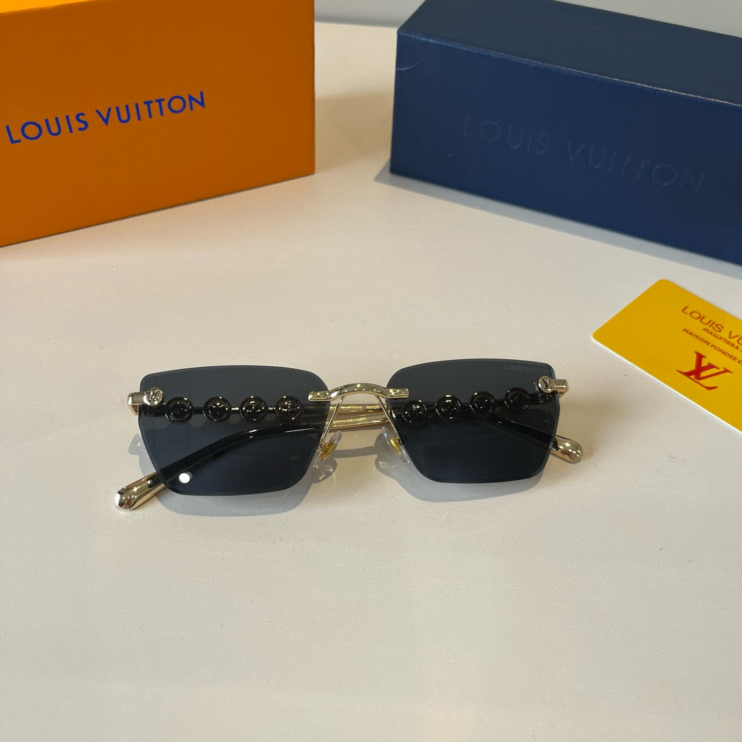 LV glasses ¥ — photo 5