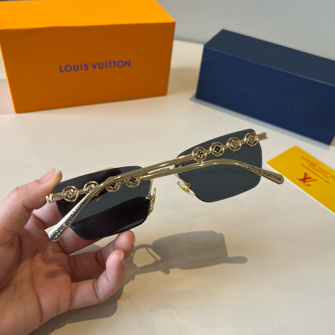 LV glasses ¥ — photo 7