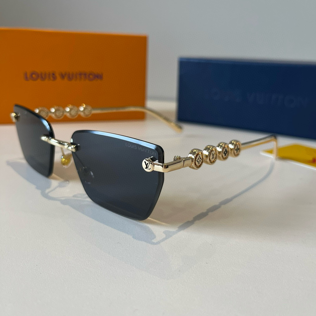 LV glasses ¥ — photo 3
