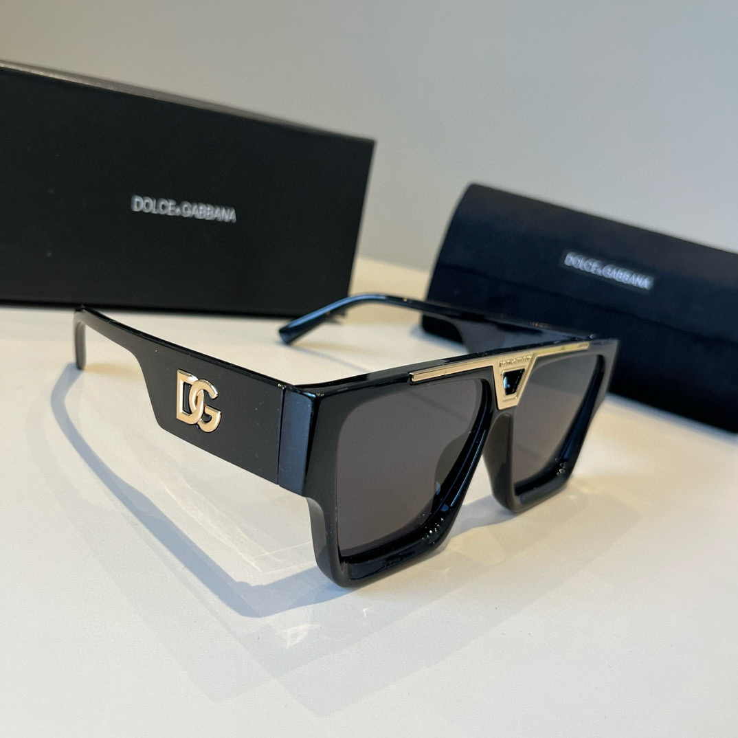 NO:355894,DG Dolce & Gabbana New Fashionable Personalized Sunglasses, This Super Gentle, Summer Flavor Glasses Sunglasses, Glasses, Dolce & Gabbana19860909DG杜嘉班纳 新款 时尚个性墨镜,这个超级温柔,有夏天的味道眼镜墨镜太阳镜,眼镜,Dolce&Gabbana,glasses
