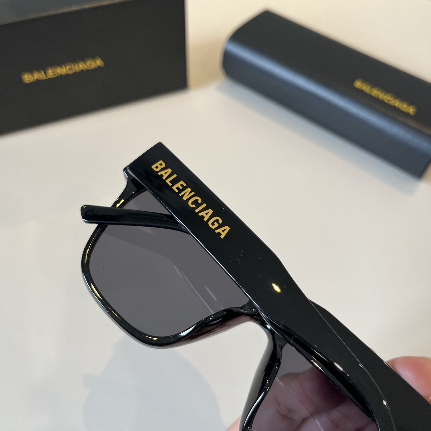 Parisian Gender-Neutral Glasses: Lightweight, Stylish, Comfortable. - 图片 8