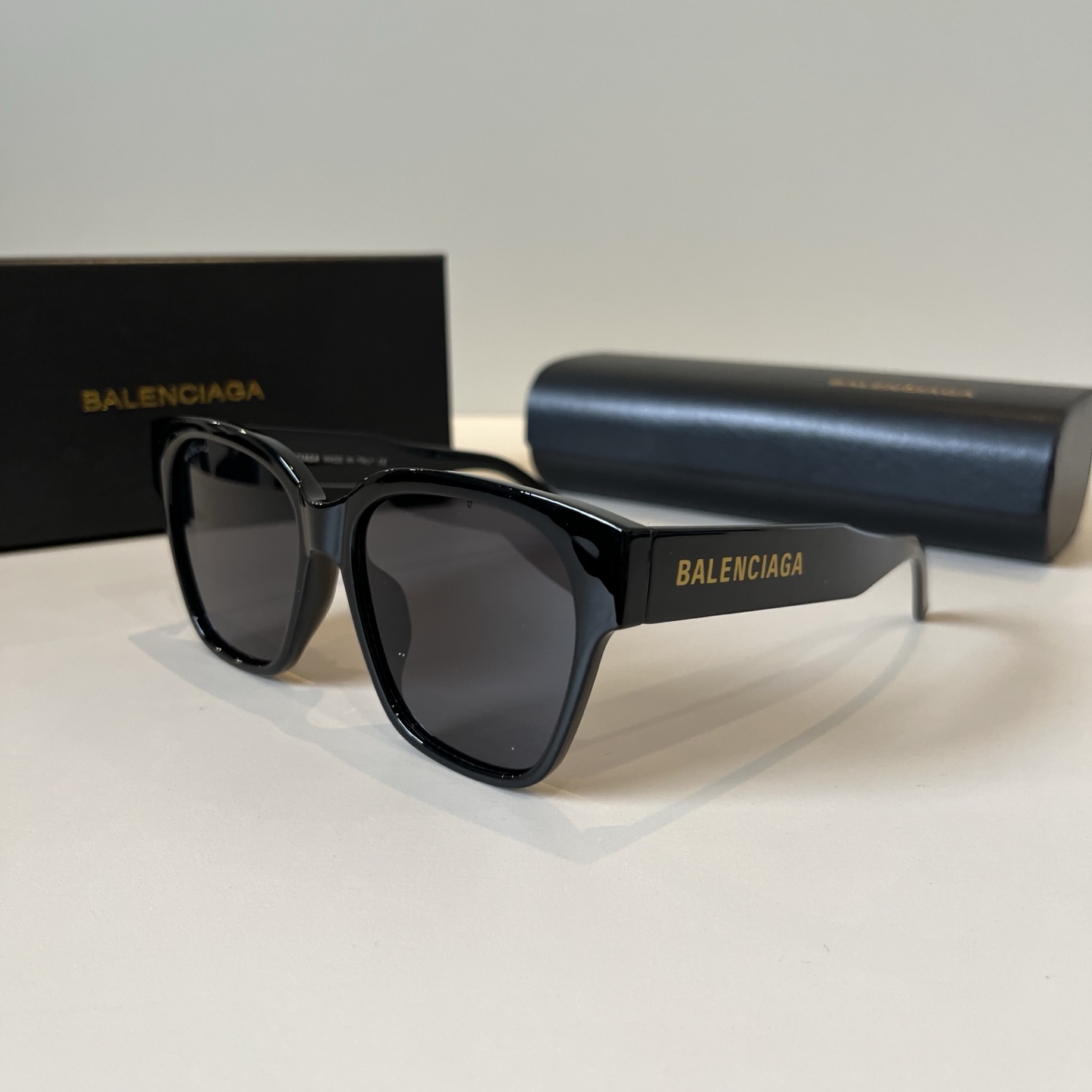 Parisian Gender-Neutral Glasses: Lightweight, Stylish, Comfortable. - 图片 3