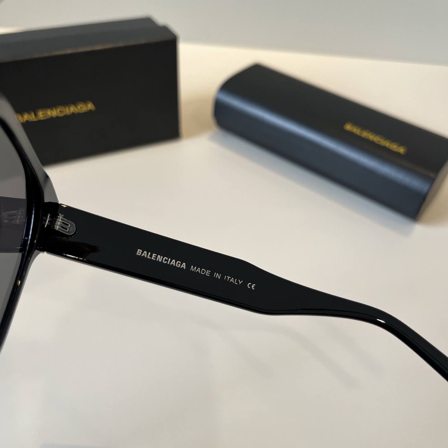 Parisian Gender-Neutral Glasses: Lightweight, Stylish, Comfortable. - 图片 5