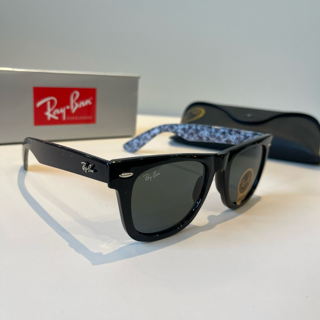 NO:362407,Batch of Ray-Ban men and women colorful pilot polarized sunglasses material high-definition nylon thickened card slot high-definition polarized lens resin frame glasses sunglasses sunglasses, glasses19860909批 雷朋男女款炫彩飞行员偏光太阳镜 材质高清尼龙加厚卡槽高清偏光镜片 树脂镜框眼镜墨镜太阳镜,眼镜,glasses