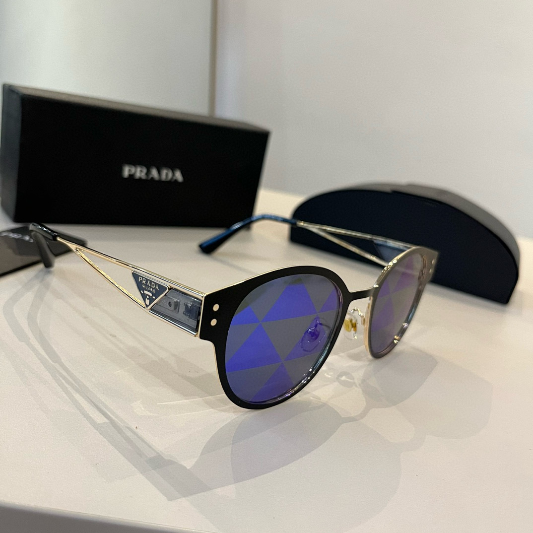 NO:361978,PRADA is made by the world-class master. Sun sunglasses high-end trendy and fashionable versatile men women's versatile face-slimming sunglasses high quality!  Driving sunglasses!  glasses sunglasses sunglasses, glasses, prada, prada19860909PRADA 普拉达 界级大师制造. 太阳墨镜 高档 潮流时尚百搭男士 女士款百搭瘦脸太阳镜 高品质 ！开车太阳镜 ！眼镜墨镜太阳镜,眼镜,prada,prada,glasses