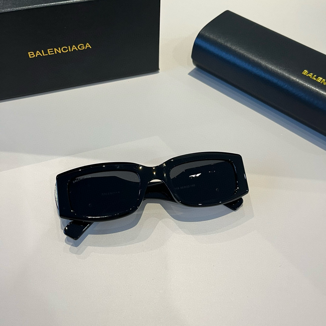 Parisian Glasses: Gender-Neutral, Pure, and Lightweight – A Stylish Choice - 图片 9