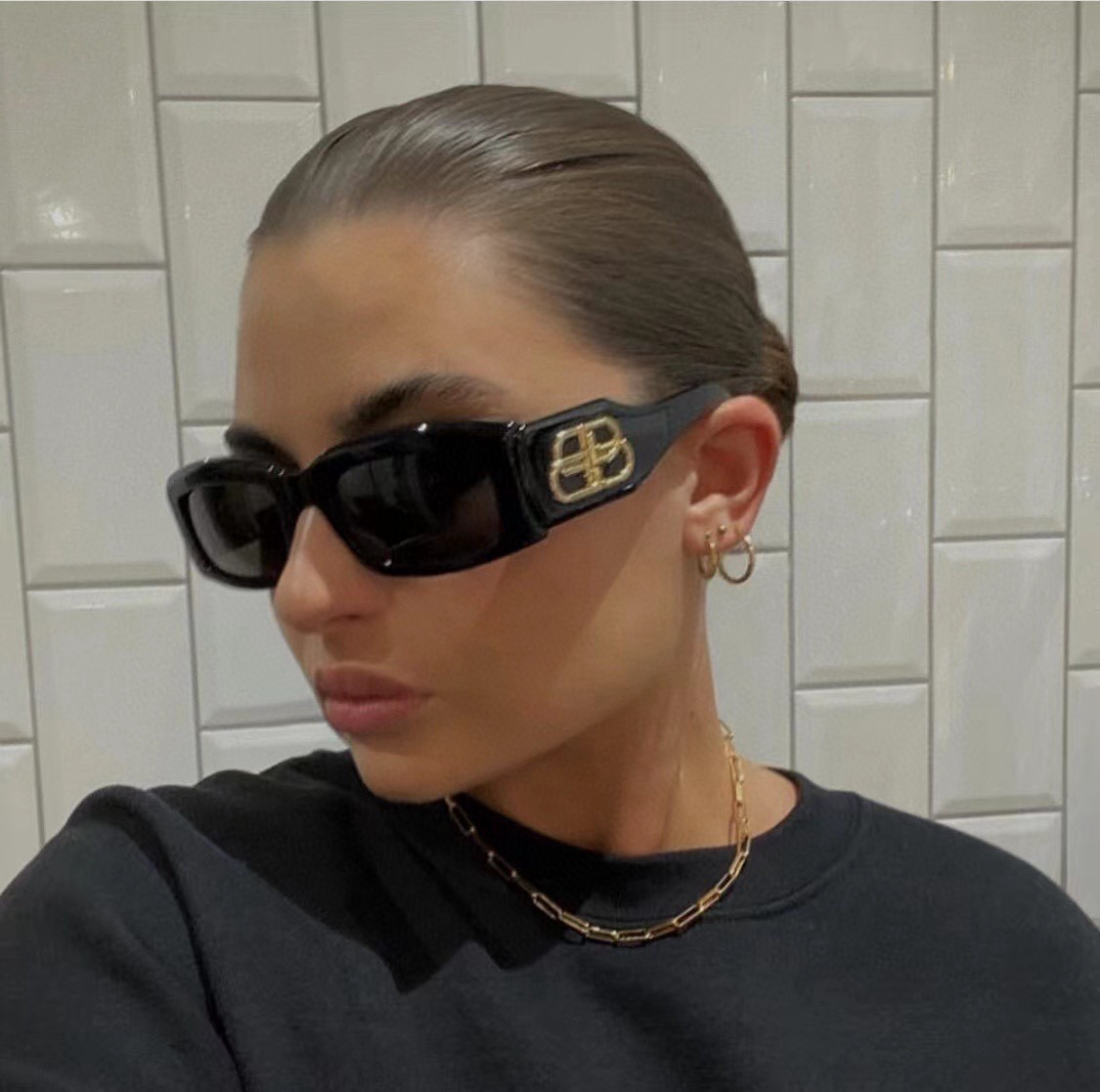 Parisian Glasses: Gender-Neutral, Pure, and Lightweight – A Stylish Choice - 图片 1