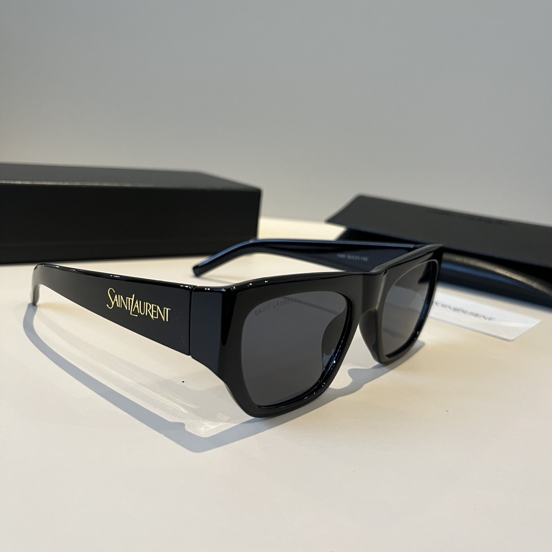 Saint Laurent New Narrow Frame Sunglasses: Elegant Design with Retro Mirror Legs