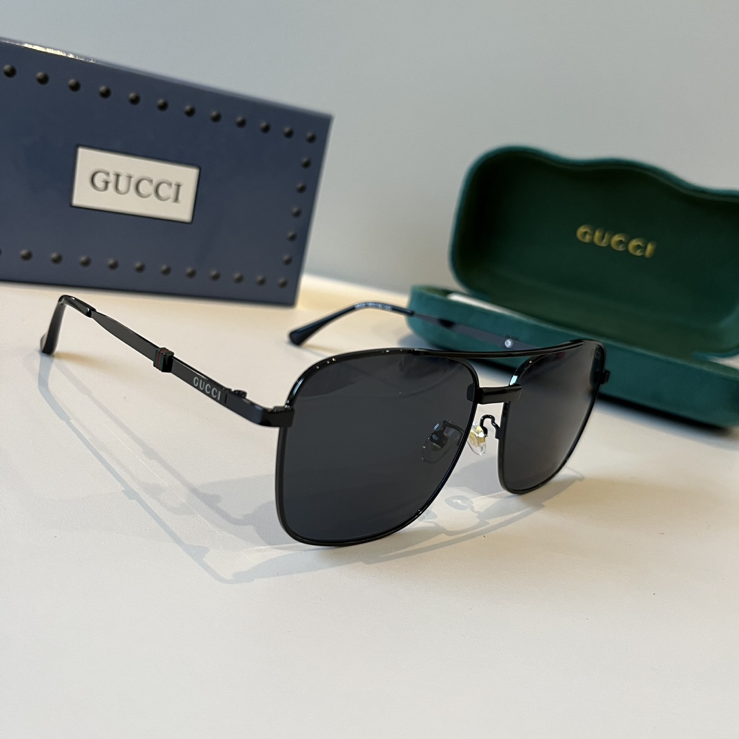 NO:371199,Gucci Gucci New first-time sunglasses, men and women's same style, invincible and comfortable to wear, fashion trendy style, classic metal single beam pilot toad-shaped fashionable sunglasses, glasses, gucci19860909Gucci 古琦 新款首发太阳镜 男女同款佩戴无敌舒适 时尚潮流款 经典款金属单梁飞行员蛤蟆形时尚太阳镜眼镜墨镜太阳镜,眼镜,gucci,glasses