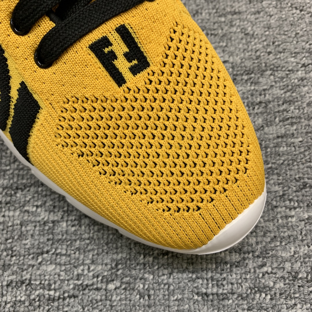 Fendi Style Men's Shoes style reference detail image 8 from source 781720