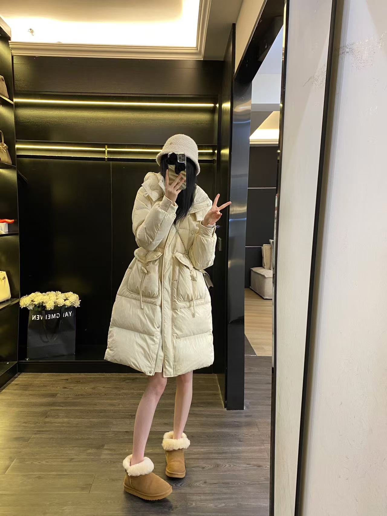High-end MM6 Velvet Suit Collection: Black, Tan, Chocolate, Milk Tea Options - 图片 3