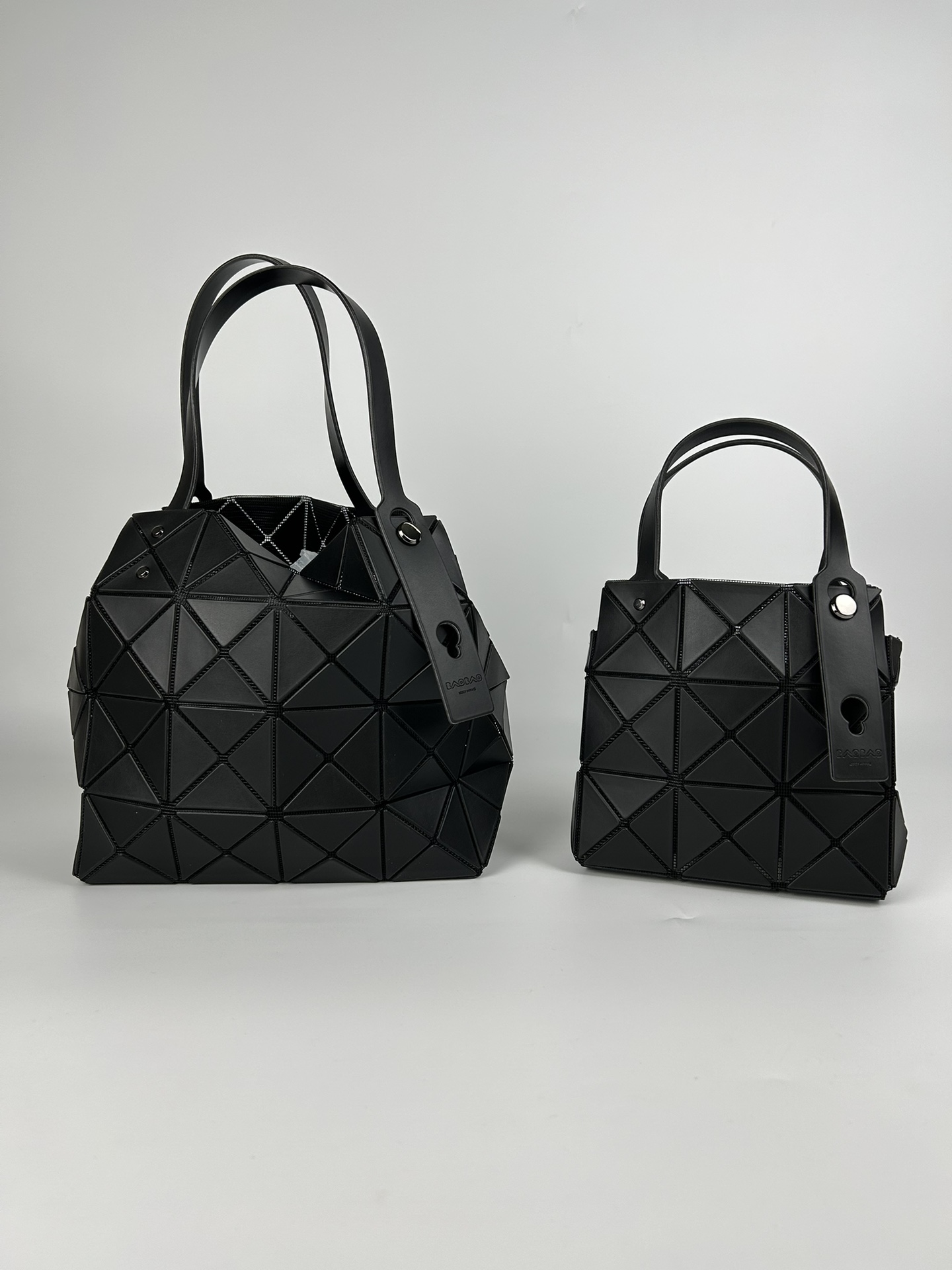 Issey Miyake ～全新的三宅一生 CARAT系列