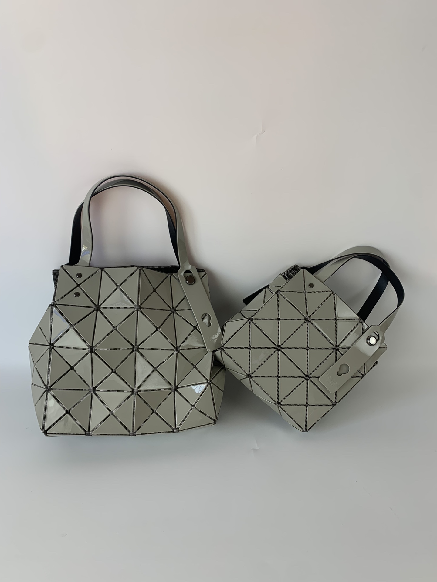 Issey Miyake ～全新的三宅一生 CARAT系列