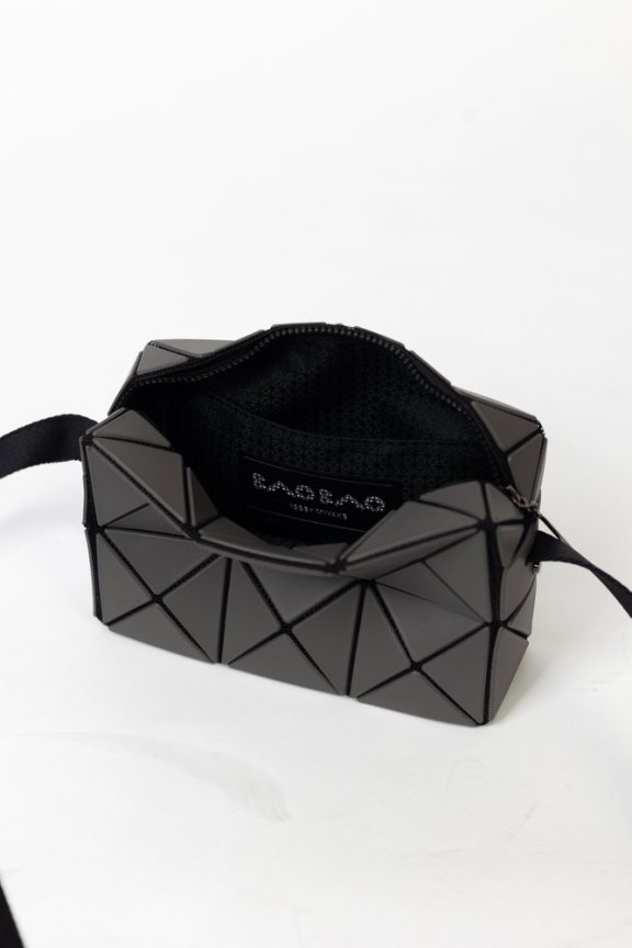 Issey Miyake 过验品质三宅丘比特 进口提花面料