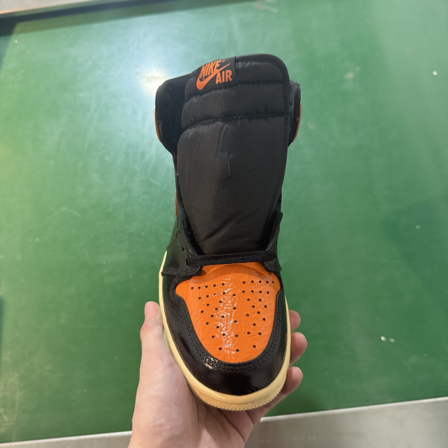 Air Jordan AJ1 Retro 高帮 猪油扣碎 全新工厂出货 -028 全新升级网板中底 原楦