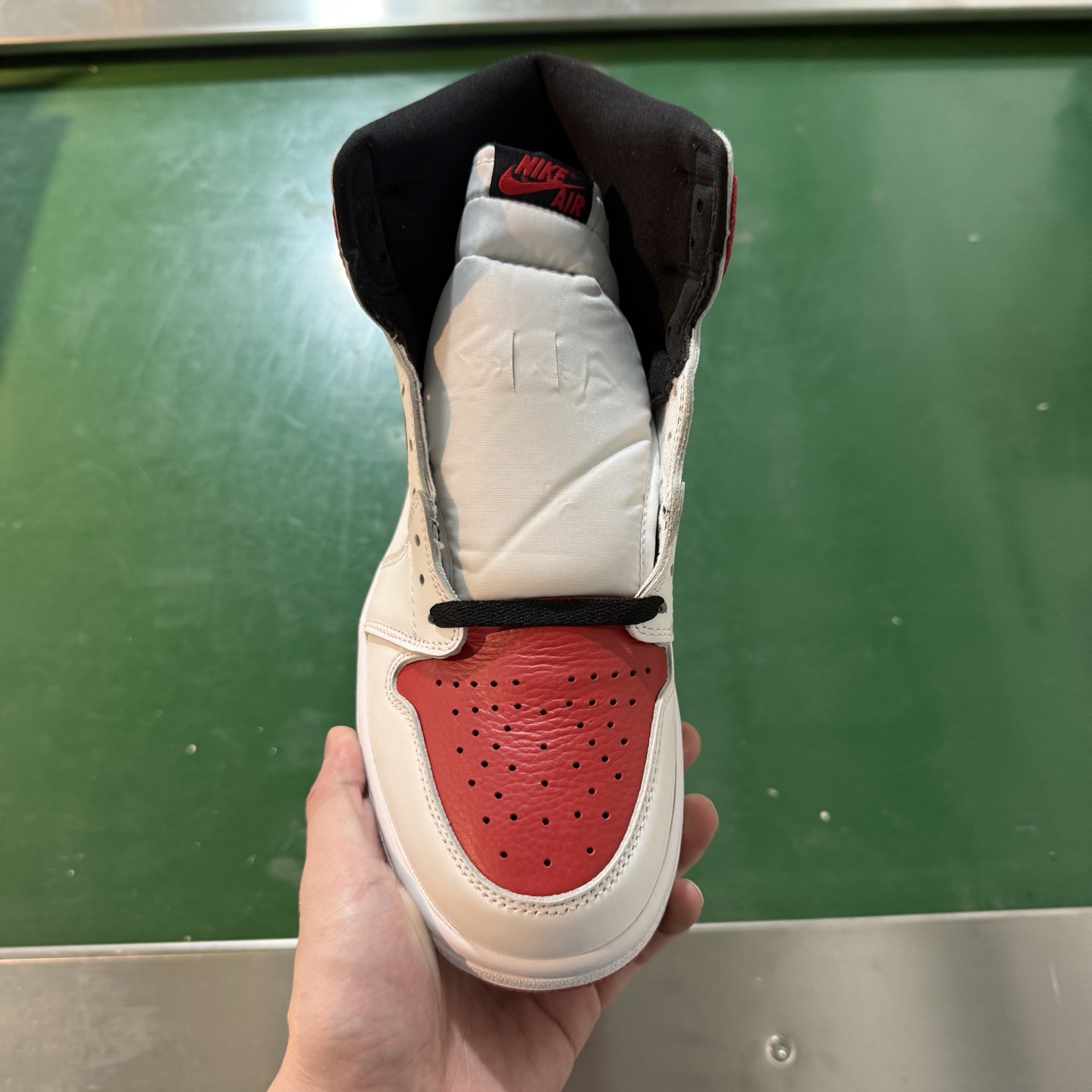 Air Jordan AJ1 Retro 高帮 白红 全新工厂出货 -161 全新升级网板中底 原楦原纸