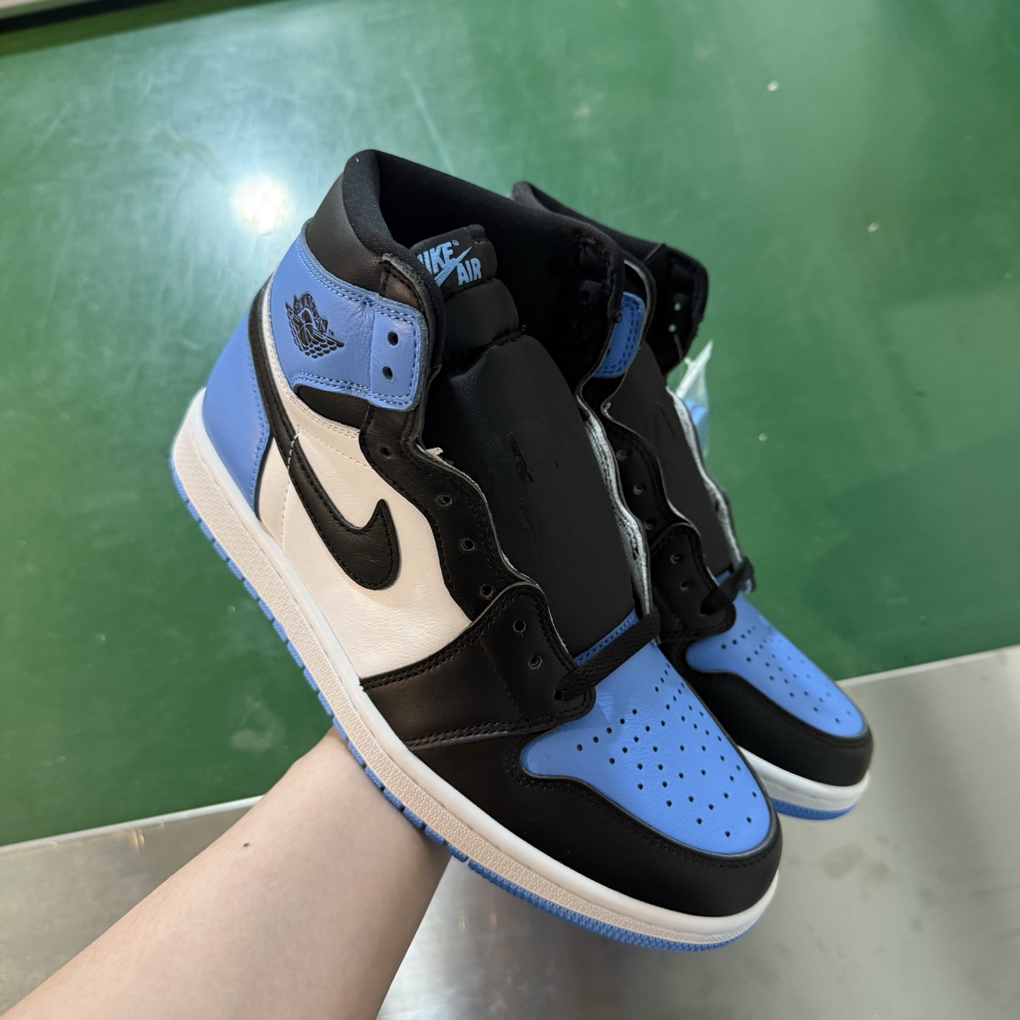 Air Jordan AJ1 Retro 高帮 北卡蓝2.0 全新工厂出货 DZ5485-400 全新升