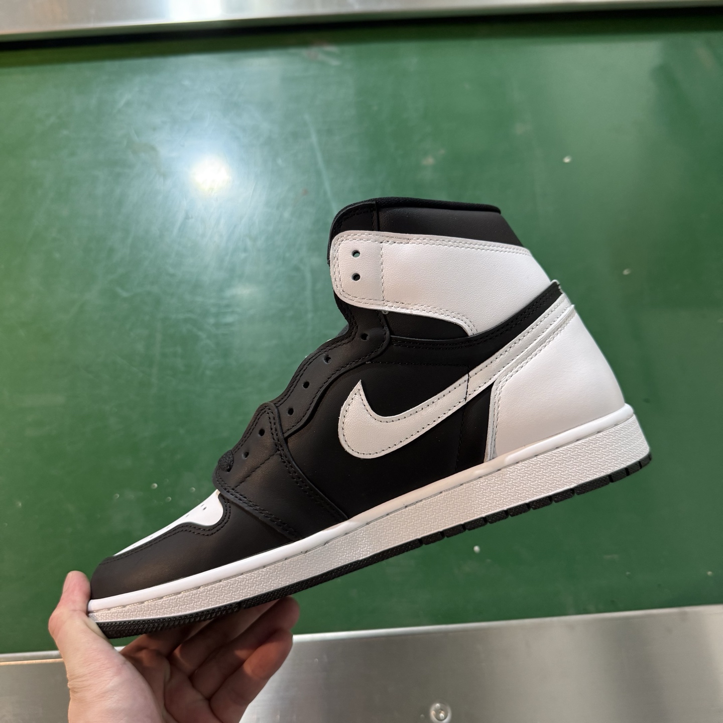 Air Jordan AJ1 Retro 高帮 白黑 TS闪电 全新工厂出货 DZ5485-010 全新