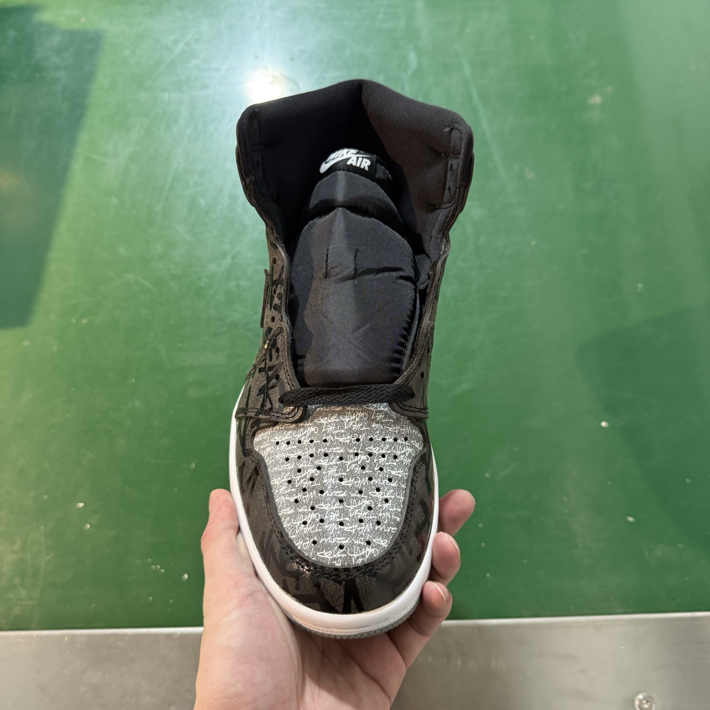 Air Jordan AJ1 Retro 高帮 黑灰禁穿 全新工厂出货 -036 全新升级网板中底 原楦