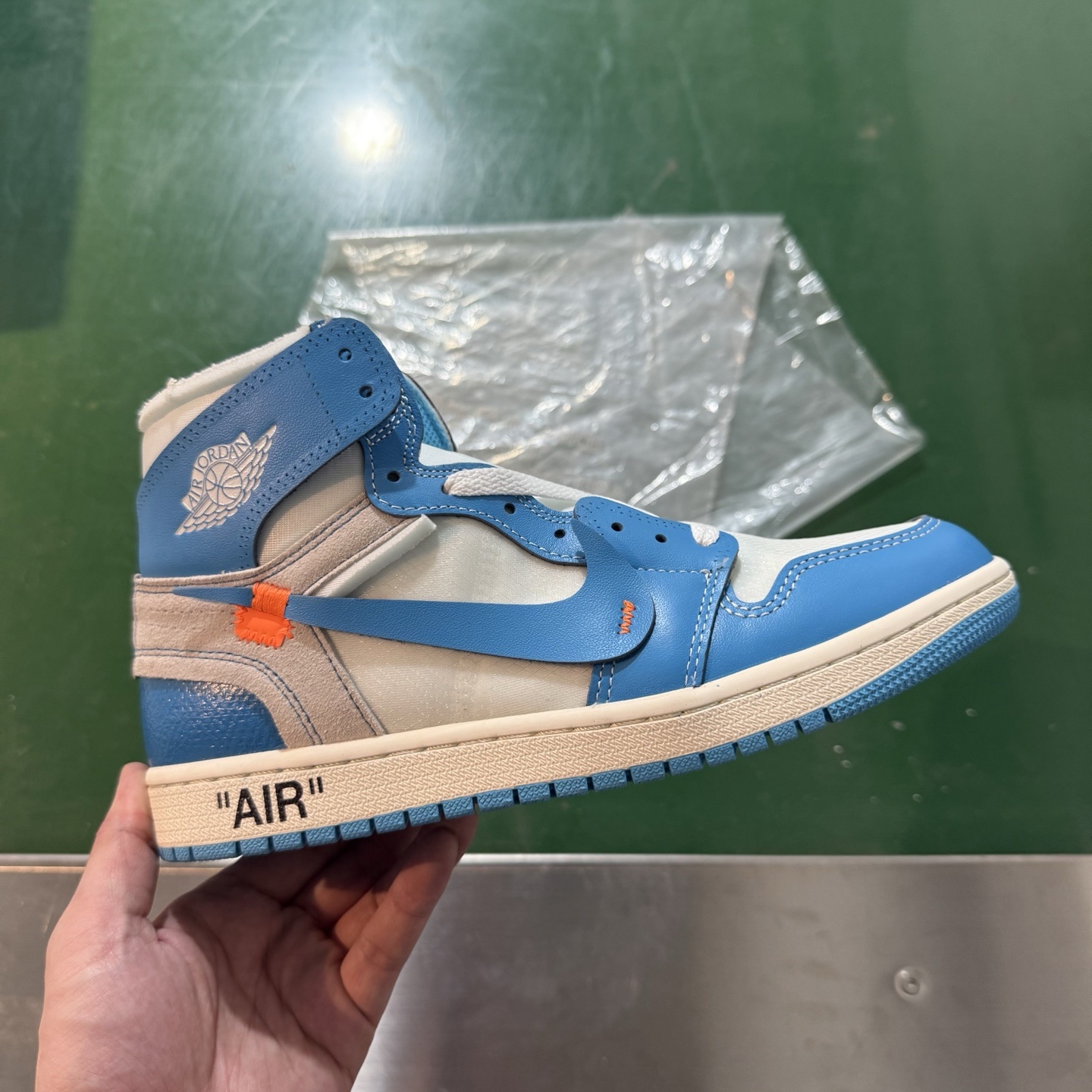 Air Jordan AJ1 Retro 高帮 OFF-WHITE 蓝色联名 全新工厂出货 AQ0818