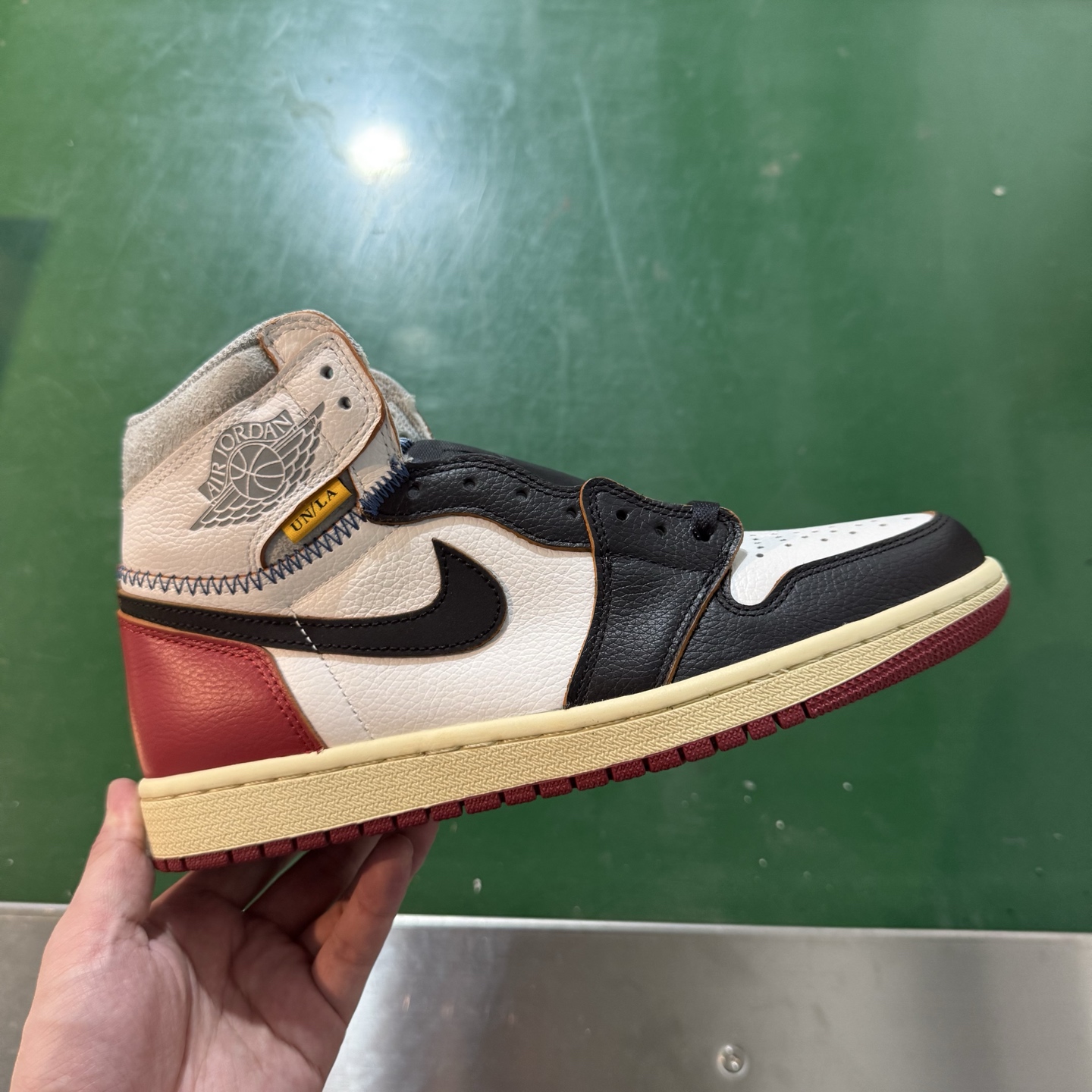 Air Jordan AJ1 Retro 高帮 UN红色 全新工厂出货 BV1300-106全新升级网板