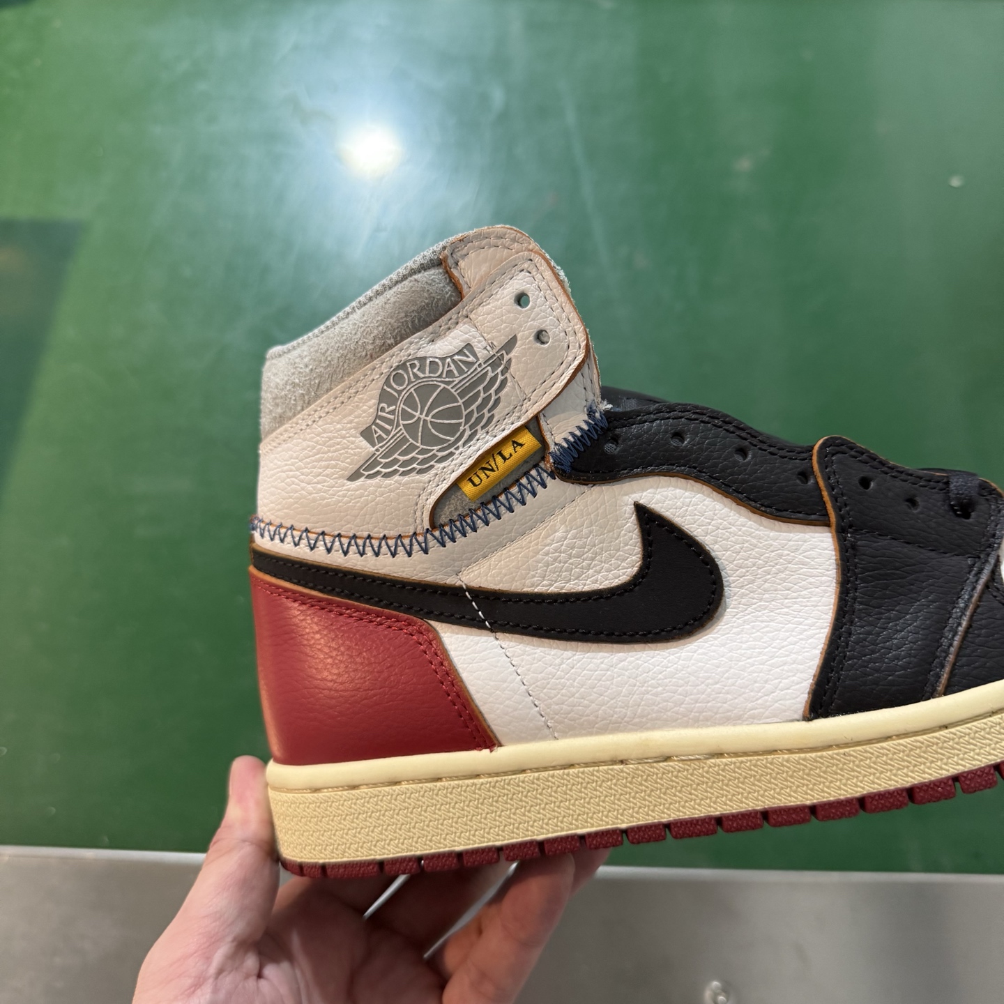 Air Jordan AJ1 Retro 高帮 UN红色 全新工厂出货 BV1300-106全新升级网板