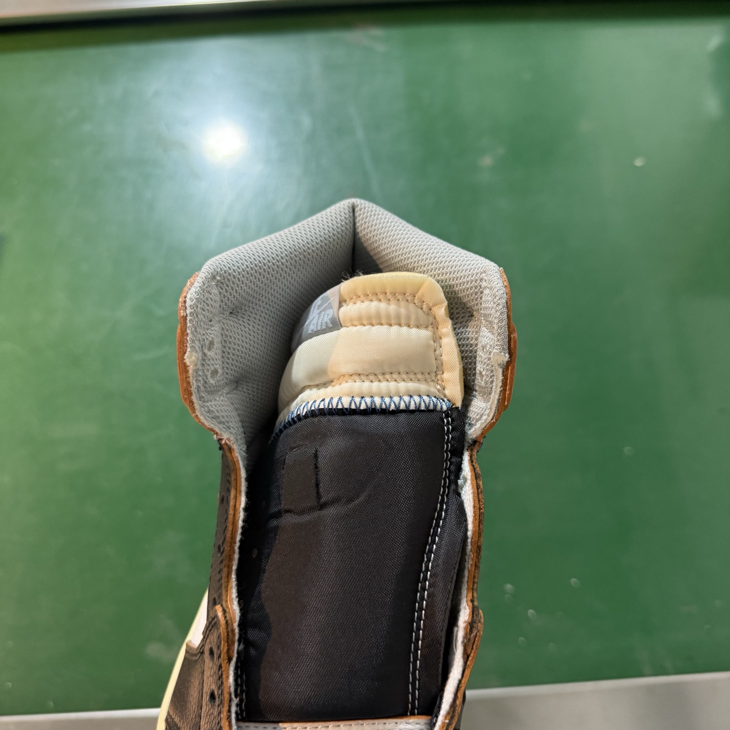Air Jordan AJ1 Retro 高帮 UN红色 全新工厂出货 BV1300-106全新升级网板