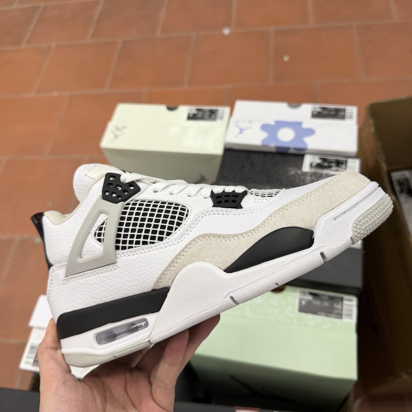 长期特价LDG JordanAir Jordan 4 正确纸板开发 秒杀市面性价比版本 DH6927-111 小白水泥