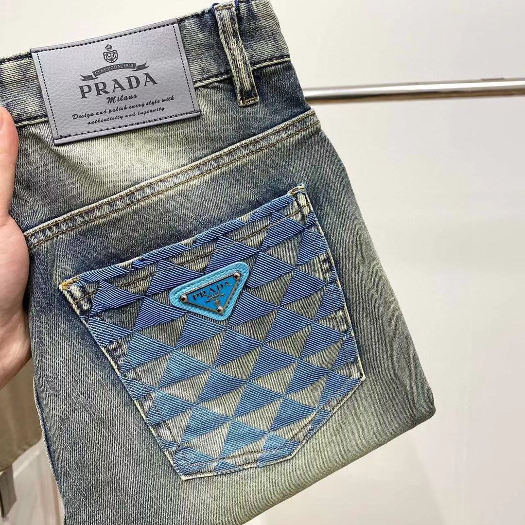 PRADA Pradas 2024s: Original Water-Purification Fabric Jeans with Unique Details - 图片 1