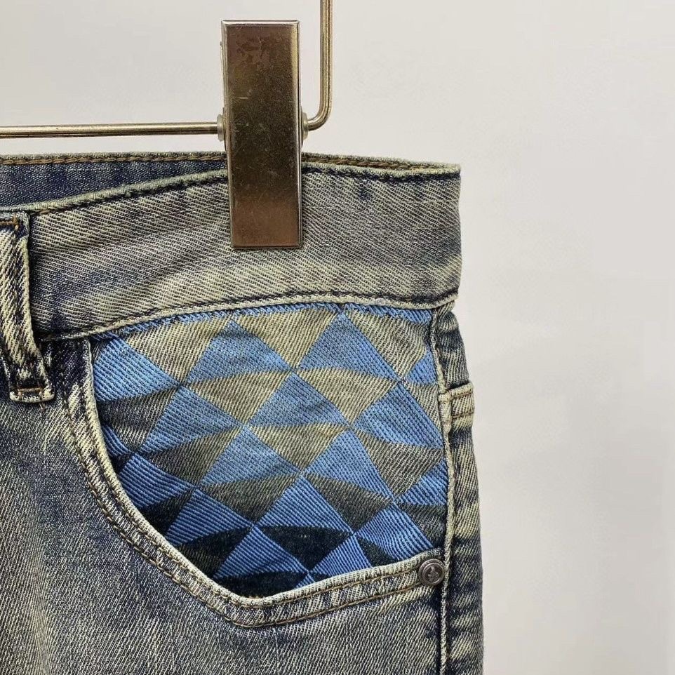PRADA Pradas 2024s: Original Water-Purification Fabric Jeans with Unique Details - 图片 5