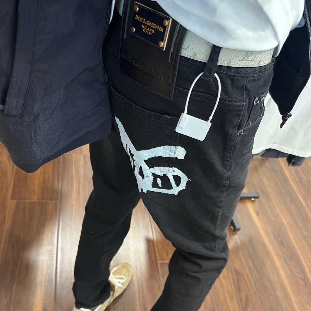 Luxurious DG Gold Jeans: Original Water-Purification Fabric, High-Quality Design - 图片 3