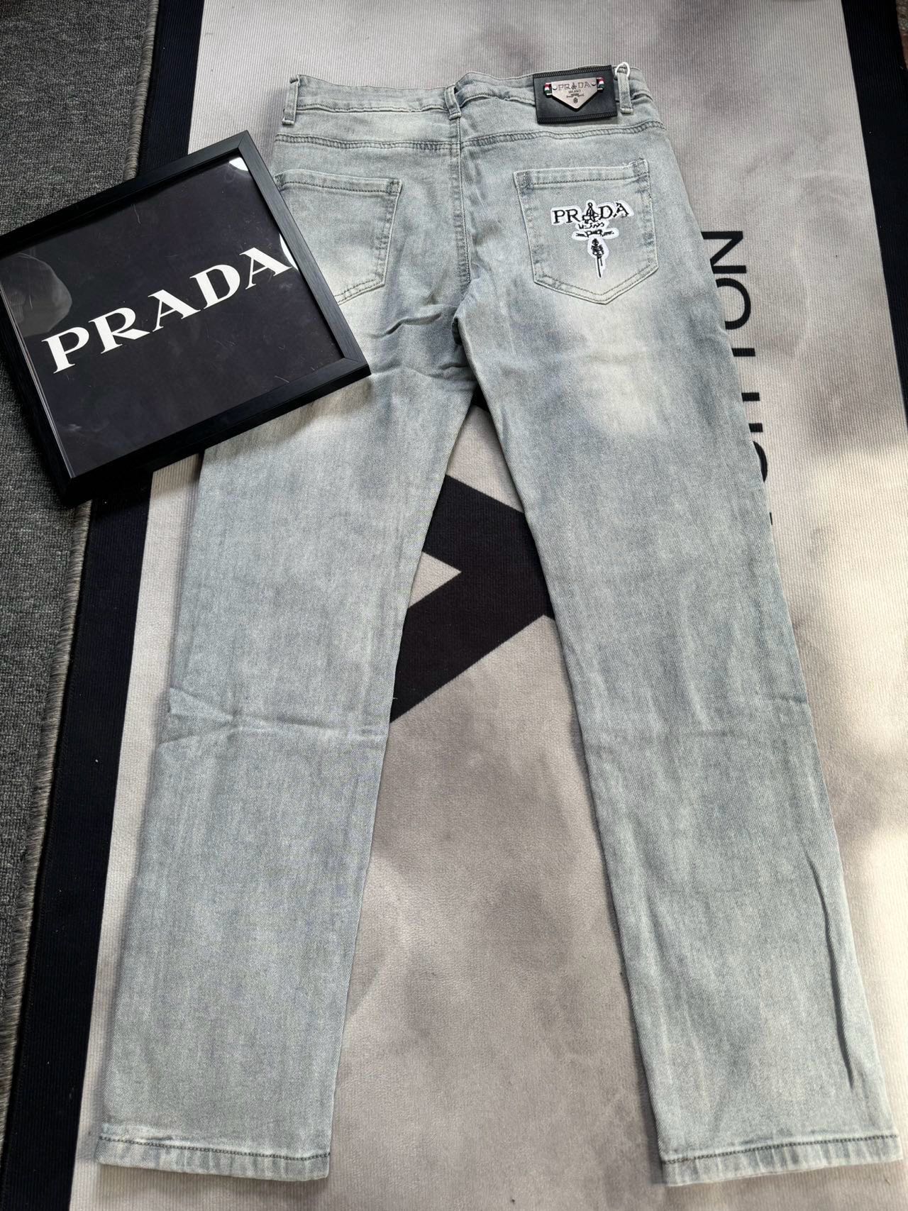 Prada 2024s Jeans: Original Water-Purification Fabric, Durable, Unique Design - 图片 1