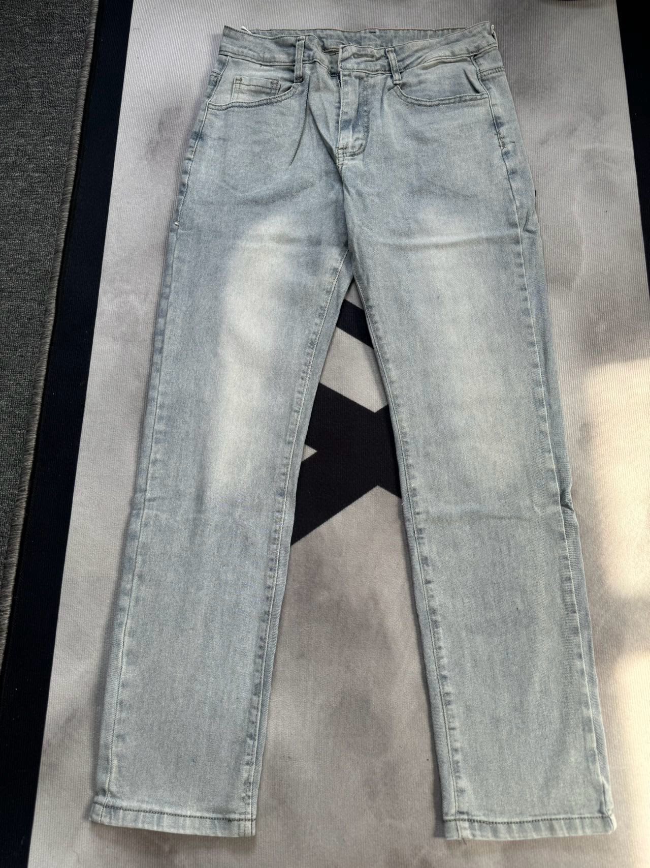 Prada 2024s Jeans: Original Water-Purification Fabric, Durable, Unique Design - 图片 2