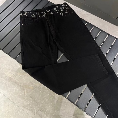 Louis Vuitton Pantalones Vaqueros Negros con Monograma en Cintura 25 Louis Vuitton Pantalones Vaqueros Negros con Monograma en Cintura